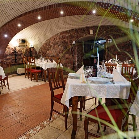 Hotel Rubin*** ゲオルゲニ エクステリア 写真